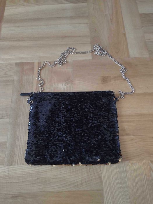 Nowa torebka na ramię Avon