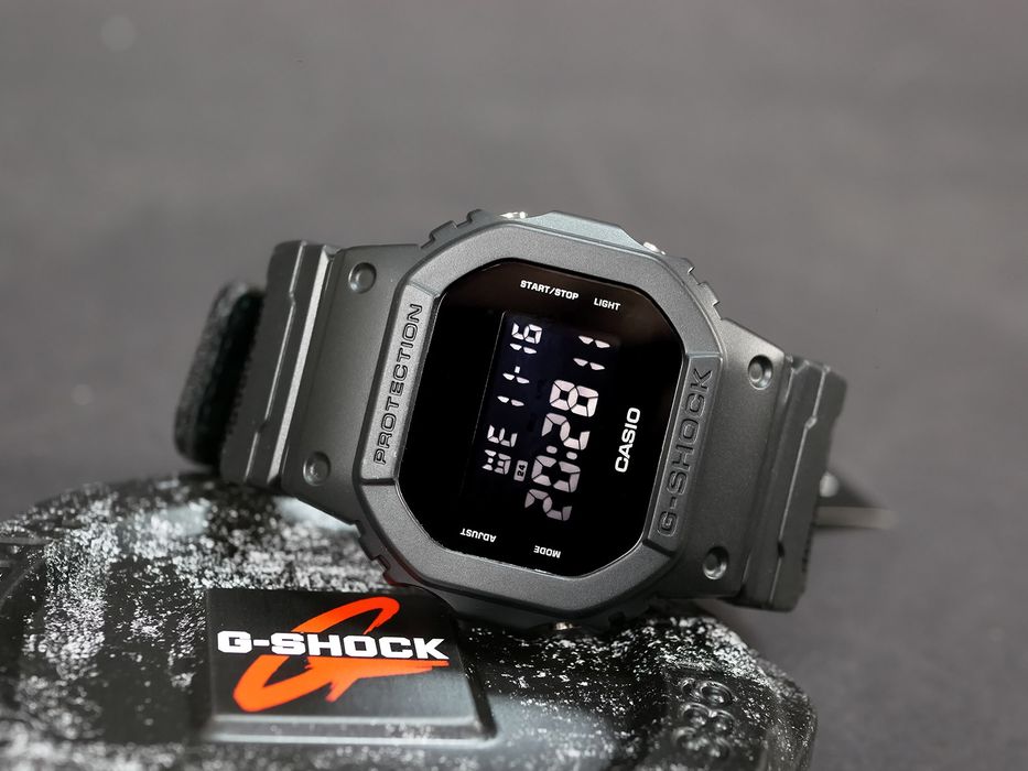 Годинник Casio DW-5600BBN-1 classic digital. 100% оригінал