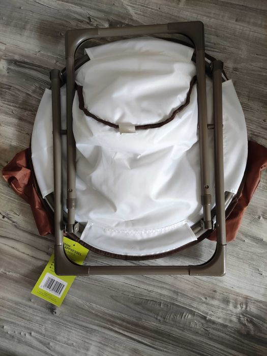 dla dzieci: zraszacz ogrodowy