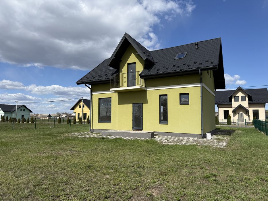 Продаж будинку у Пилиповичах на 9 сотках, закрите КМ