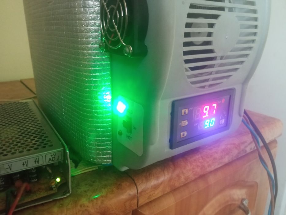 Автохолодильник 12v