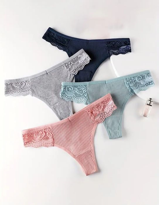 NOWE stringi (4 sztuki), rozmiar S