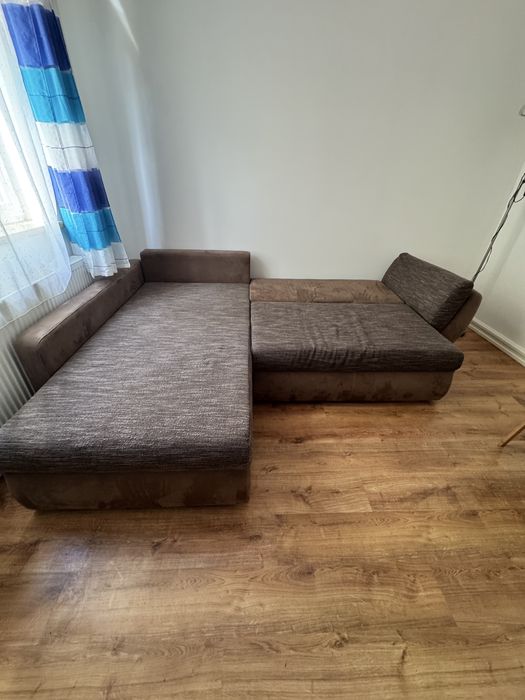 Sofa narożna z funkcją spania