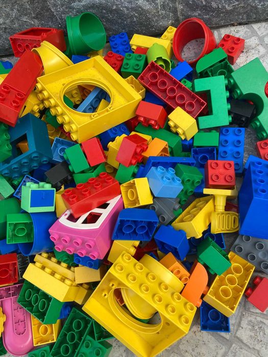 Conjunto de 359 Peças Variadas LEGO Duplo