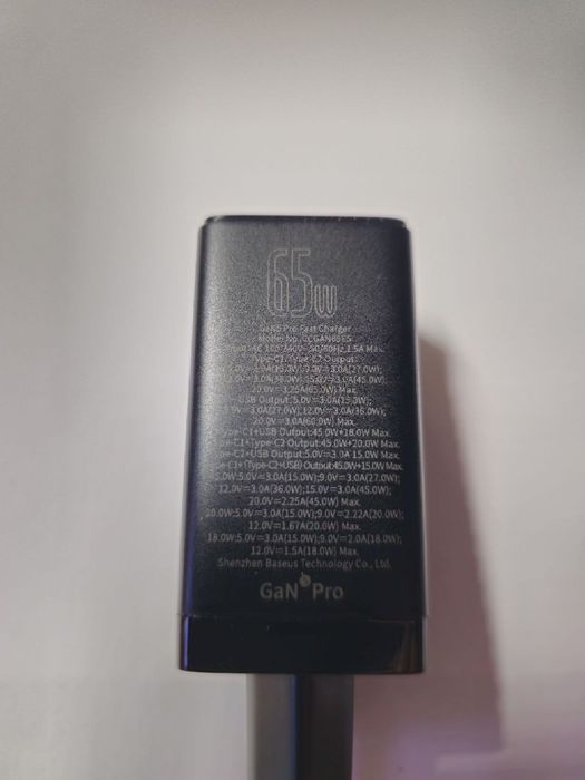 Зарядний пристрій, зарядный блок Baseus GaN 65w