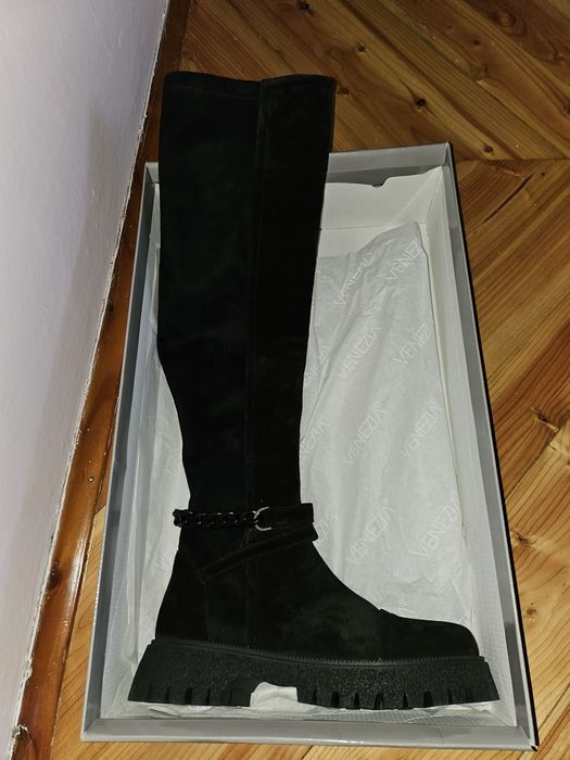 Kozaki zamszowe z Venezji