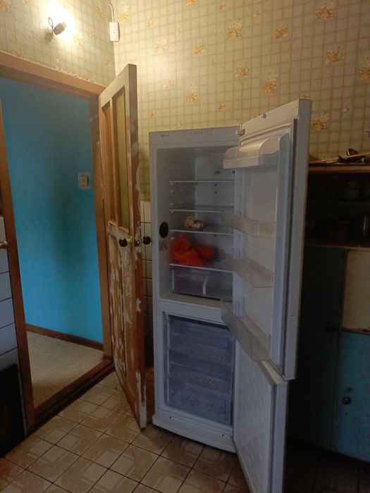 Продаётся дом с.Лозоватка .Центр