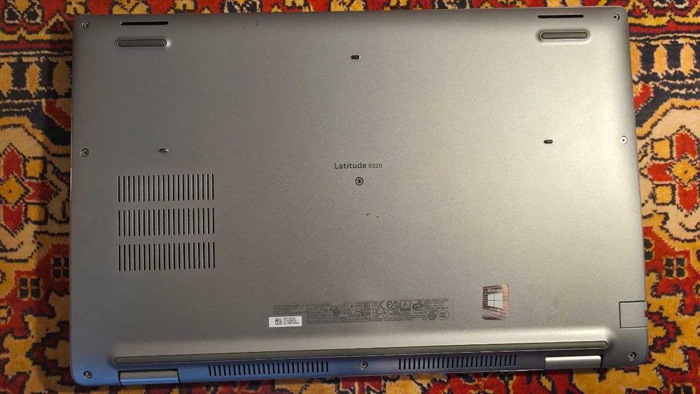 Dell latitude 5520 i7-1165G7 32GB/512GB SSD