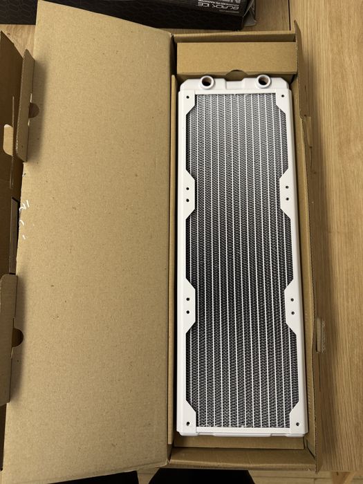 Watercooling slim Hardware Labs Nemesis GTS 420