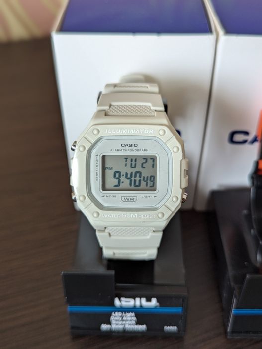 Годинник Casio W-218H
