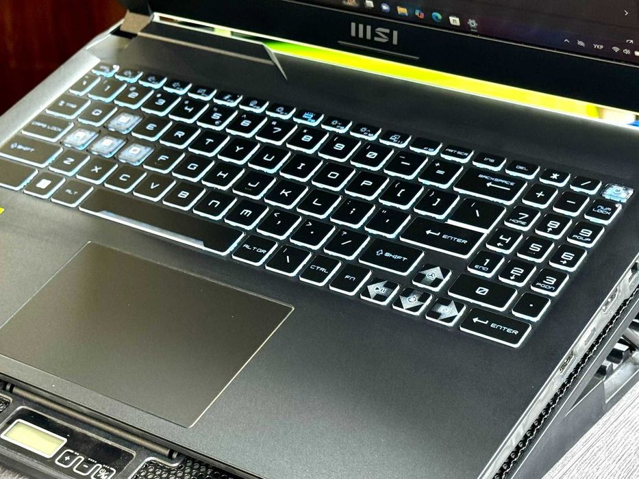 МАГАЗИН / НОВИНКА!!! Msi Cyborg 15 A13VE / DDR5 / Core i7-13620H / RTX 4050 6Gb