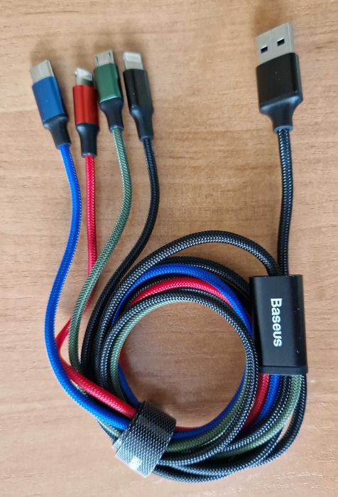 Szybki Kabel USB 4 wtyki: 2x Lightning iP, MicroUSB, USB-C - 1,2m 3,5 A