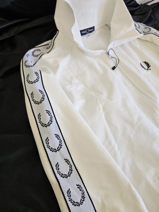 у продажу продажу нова Спортивна олімпійка  Fred Perry