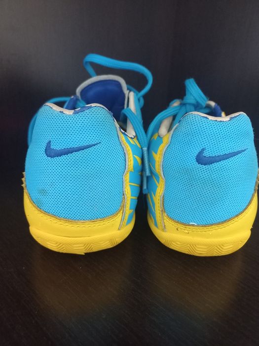 Футзалки nike 40,5 розмір 25,5 см устілка