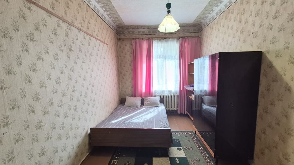 Продам 2 ком, Сталинка, Центр, Мебель, Техника
