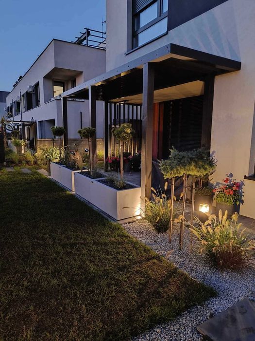 Usługi Ogrodnicze Pielęgnacja Projektowanie Nawadnianie