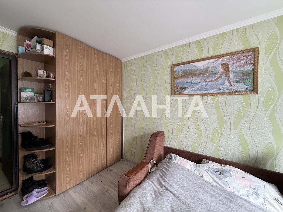 В продаже комната в коммунальной квартире