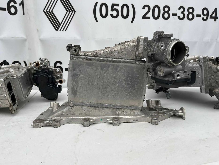 колектор впускний 04l129766S 04l129766B 04l129766Q 1.6-2.0 TDI