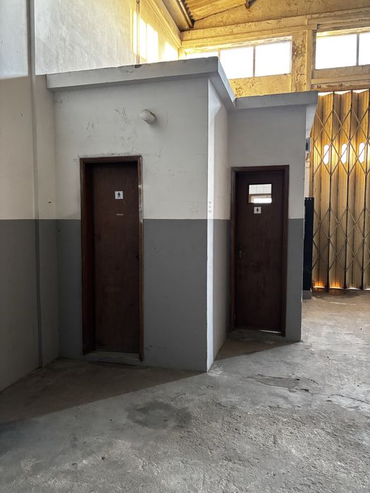 Armazem Zona Industrial Canelas