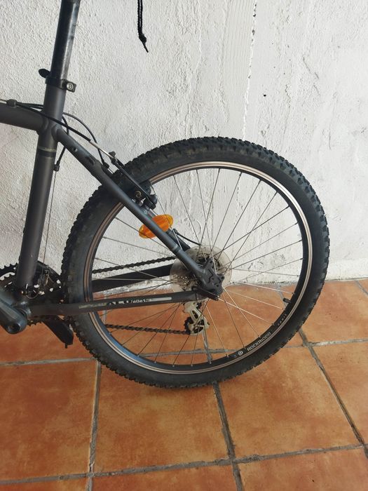 Bicicleta BTT rockrider muito pouco uso, boa de tudo