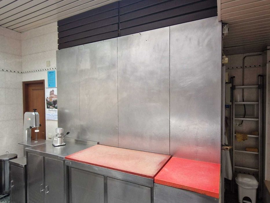 Bancada e estantes inox