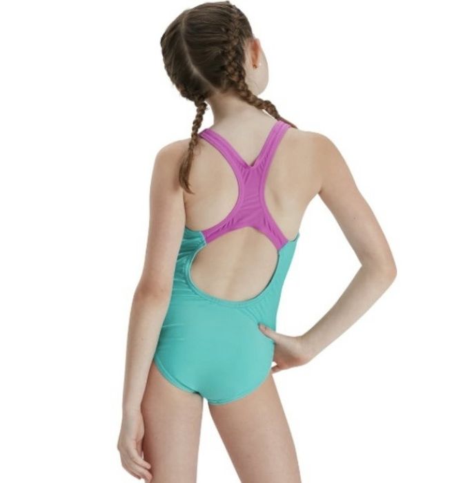 Новий суцільний купальник Speedo оригінал для дівчинки 13-14 років
