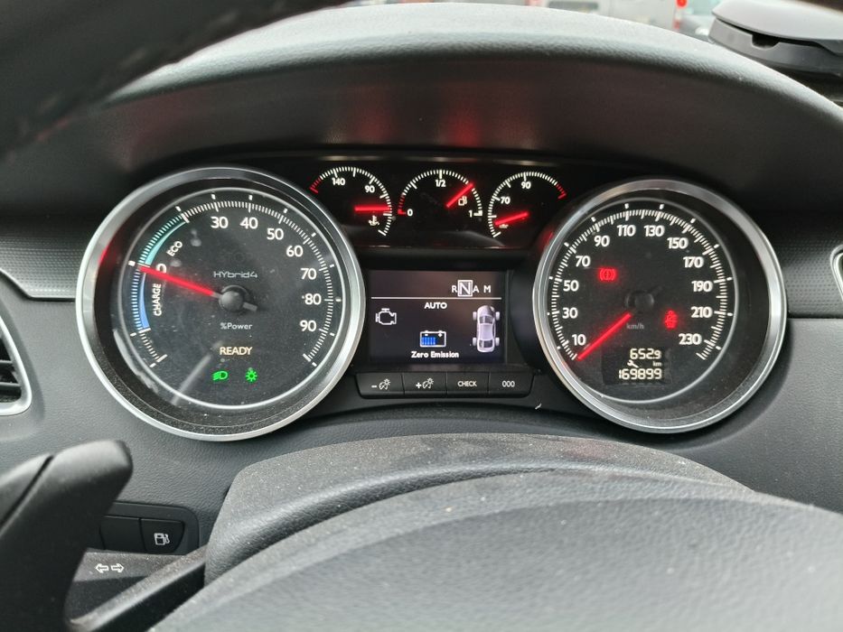 Peugeot 508 hybryda 2013r.