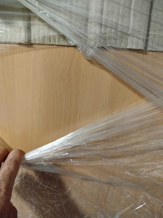 Mesa em madeira multifunções