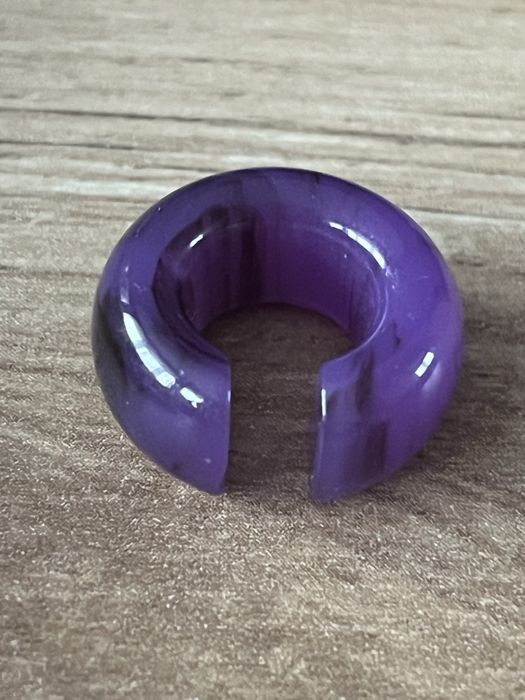 Nausznica onlybio z żywicy