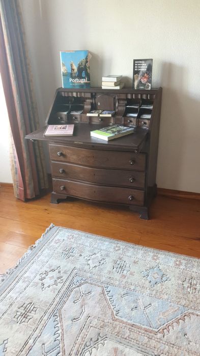 Secretária rústica em madeira maciça