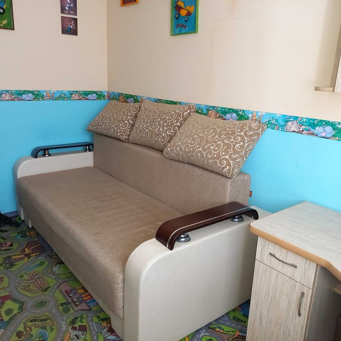 Продам трикімнатну квартиру с.Ралівка