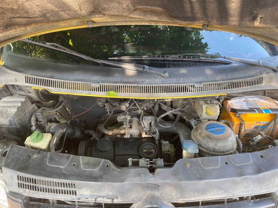 Продаю Volkswagen Transporter T5 2005 1.9 TDI МКПП