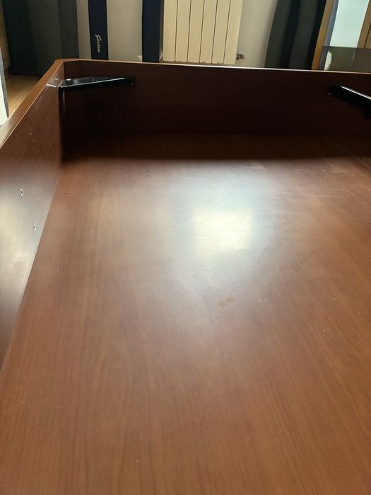 Sommier casal com arrumação