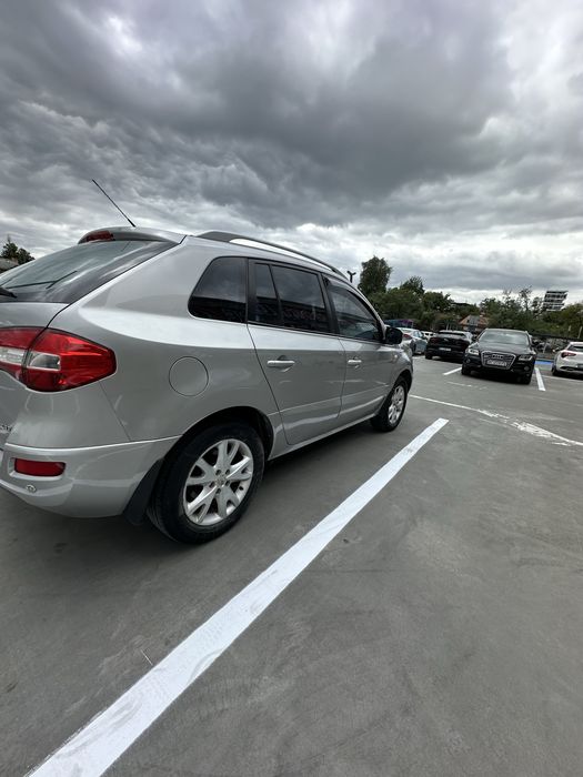 Renault Koleos 2.5 | 4×4 | ГАЗ/бензин | Надійний сімейний автомобіль