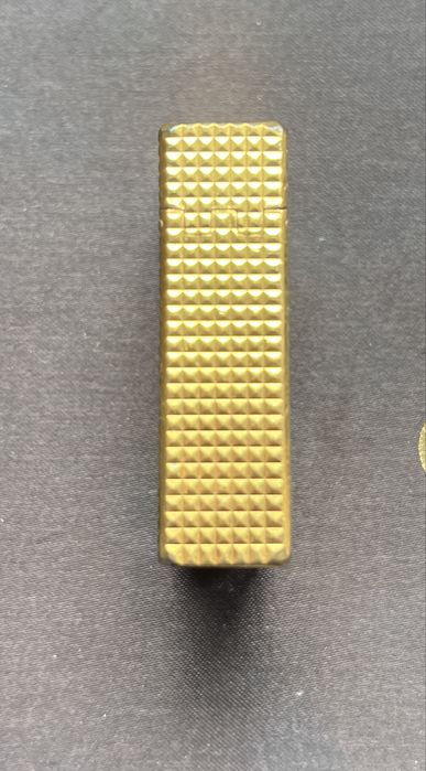 Isqueiro S.T. Dupont Ligne 2 – Dourado Vintage