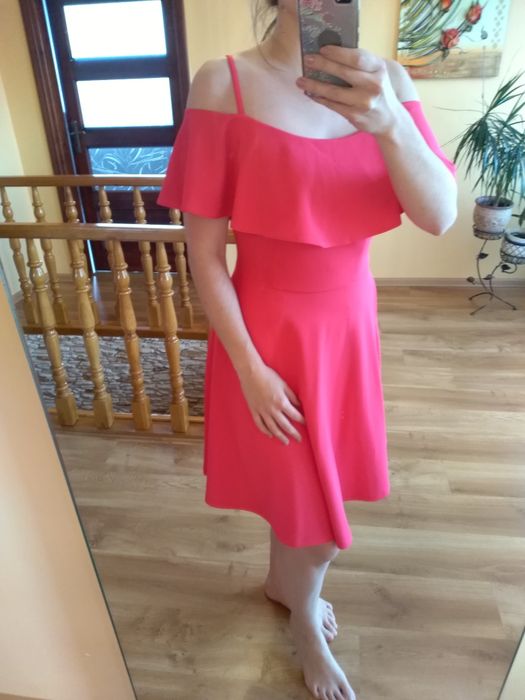 Śliczna czerwona sukienka hiszpanka mohito 38 M