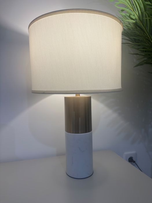 Candeeiro de mesa