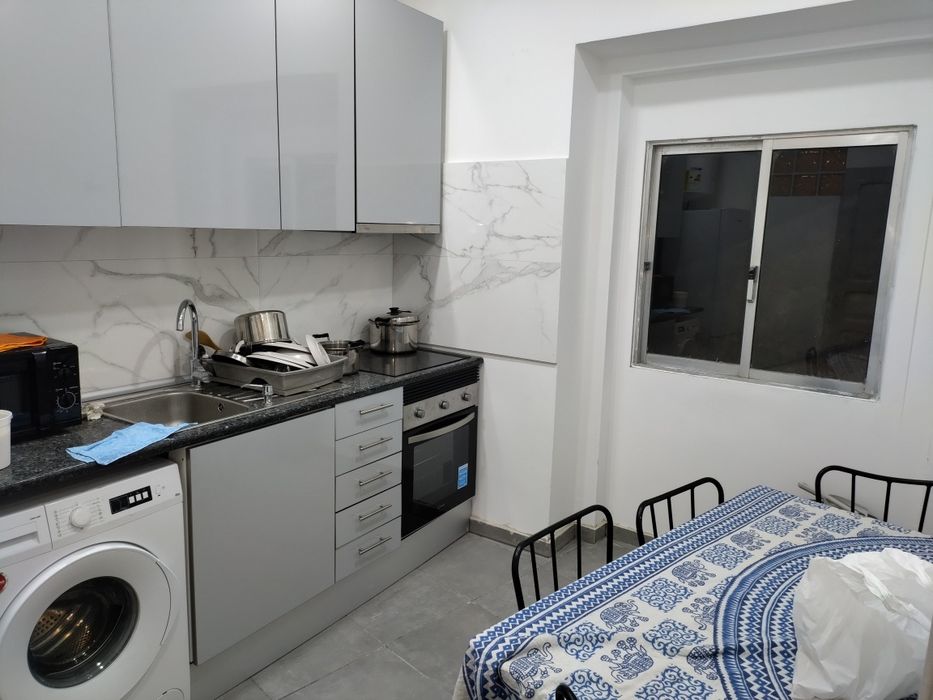 Quarto a 200 metros da estação da Póvoa de santa iria