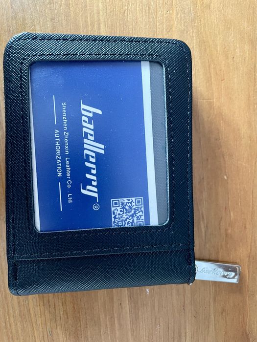 Portfel etui na karty kredytowe