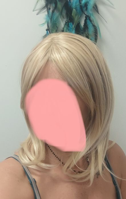 Nowa peruka blond 40cm