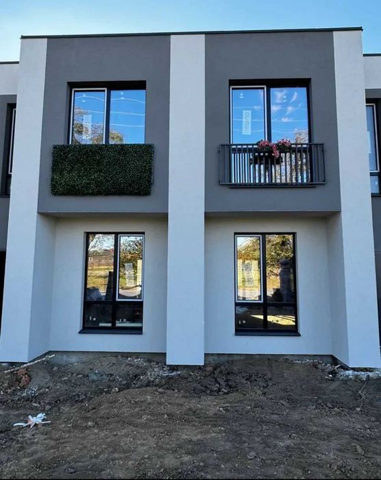 (5) Продам таунхаус в  с. Зарванці 9793