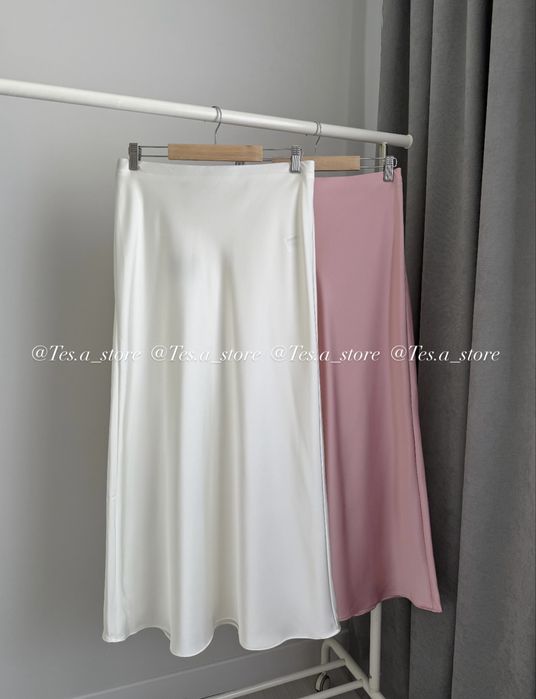 Атласна спідниця Zara