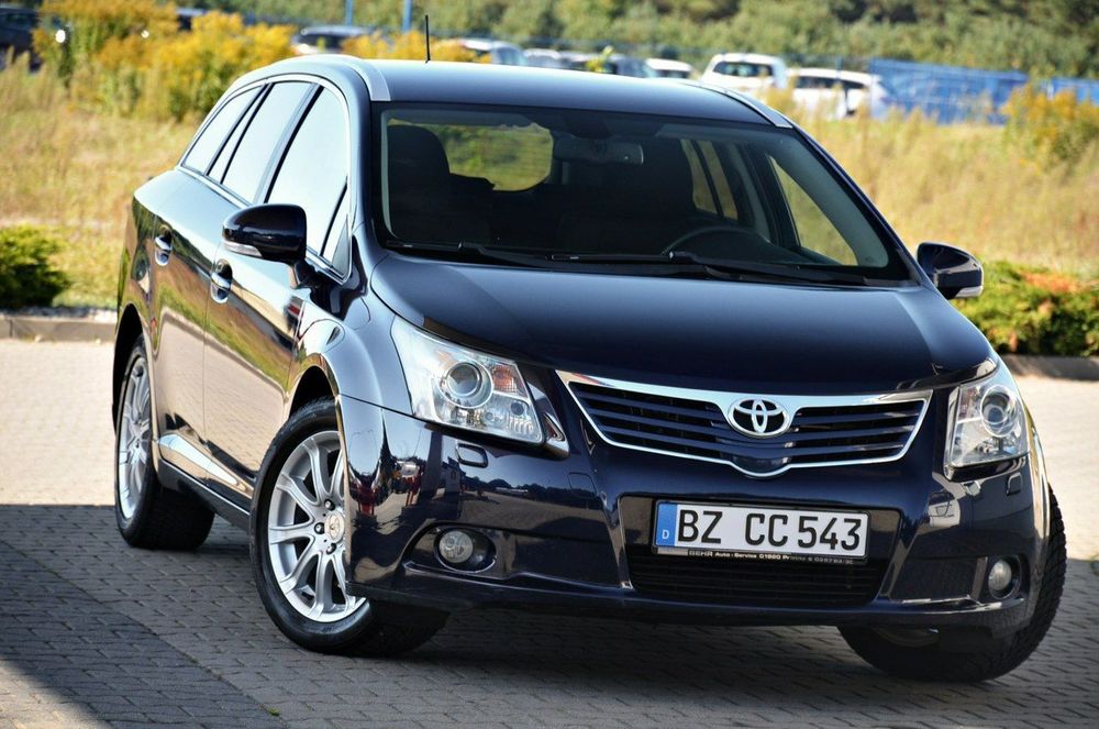 Toyota Avensis 2,2D*150KM*Xenon*Niemcy*Climatronic*