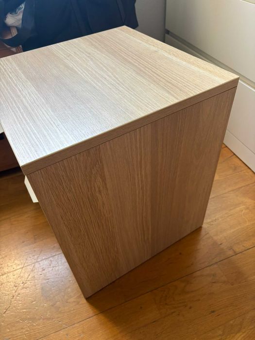 Mesa de Cabeceira