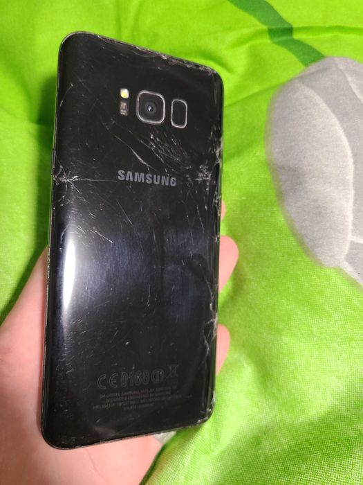 Samsung s8plus 4/64