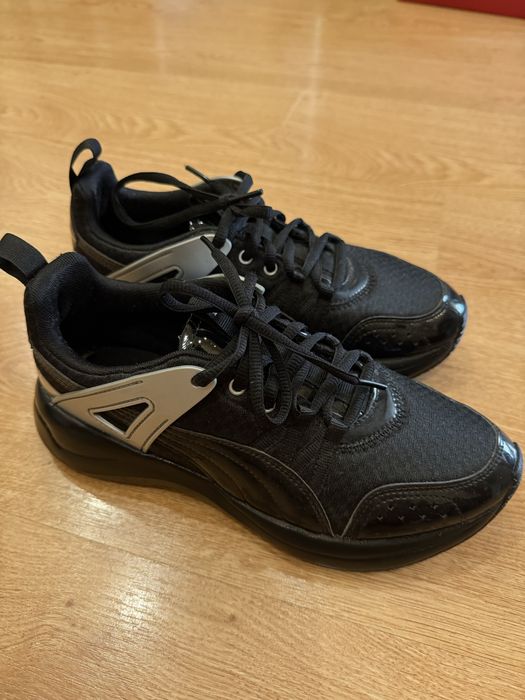 Кросівки Puma жіночі