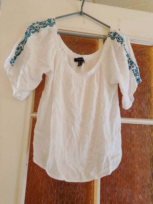 Oddam bluzkę elegancką Atmosphere M