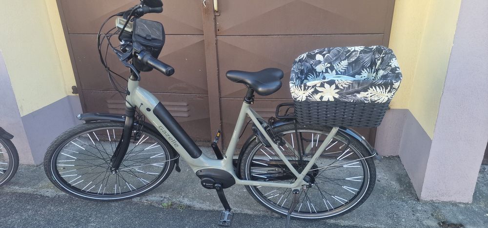 Rower elektryczny Gazelle Grenobl C8