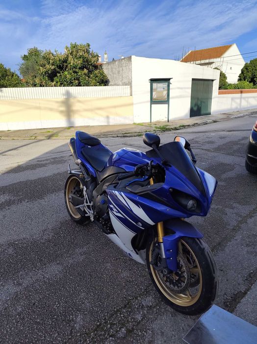 Yamaha R1 Crossplane