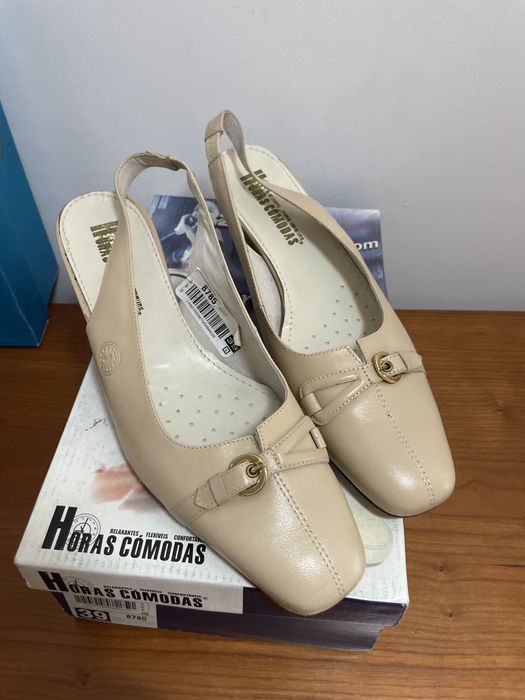 Sapatos aberto atras NOVOS 40 e 39